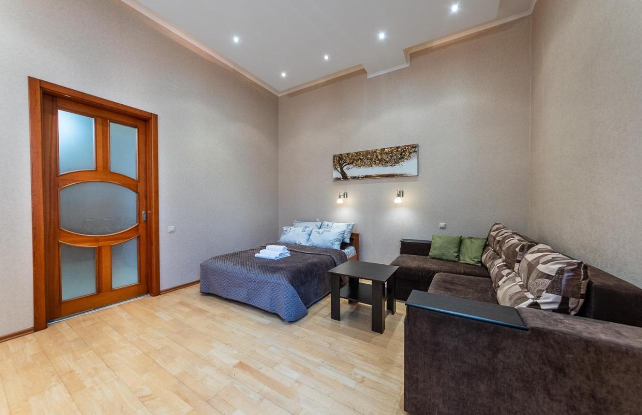 קייב Apartments On Besarabka מראה חיצוני תמונה