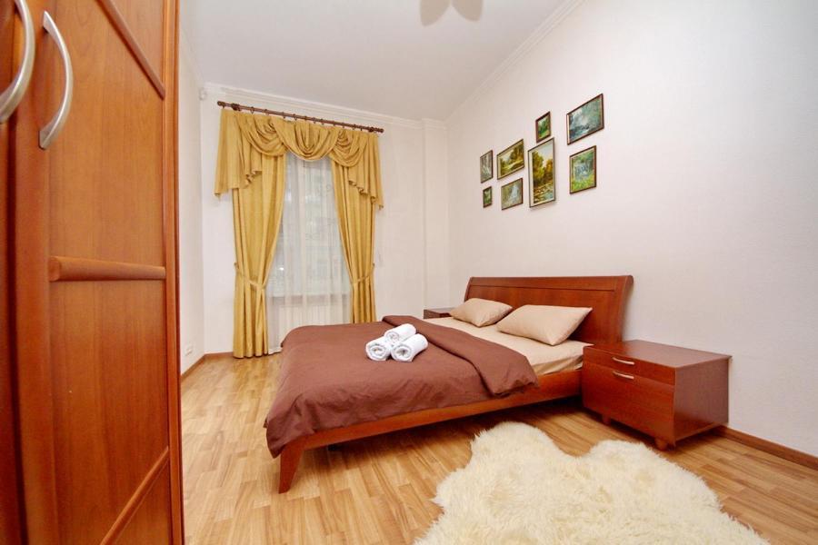 קייב Apartments On Besarabka מראה חיצוני תמונה