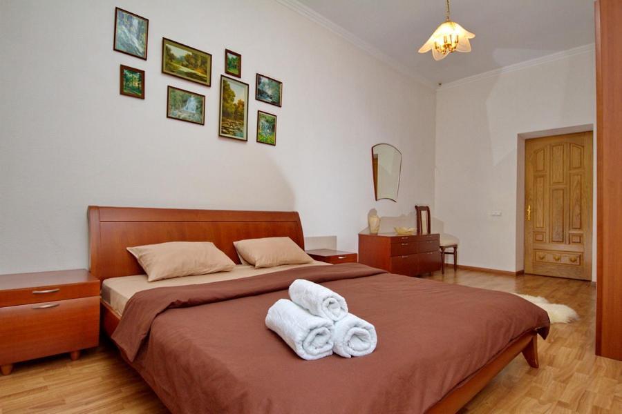 קייב Apartments On Besarabka מראה חיצוני תמונה