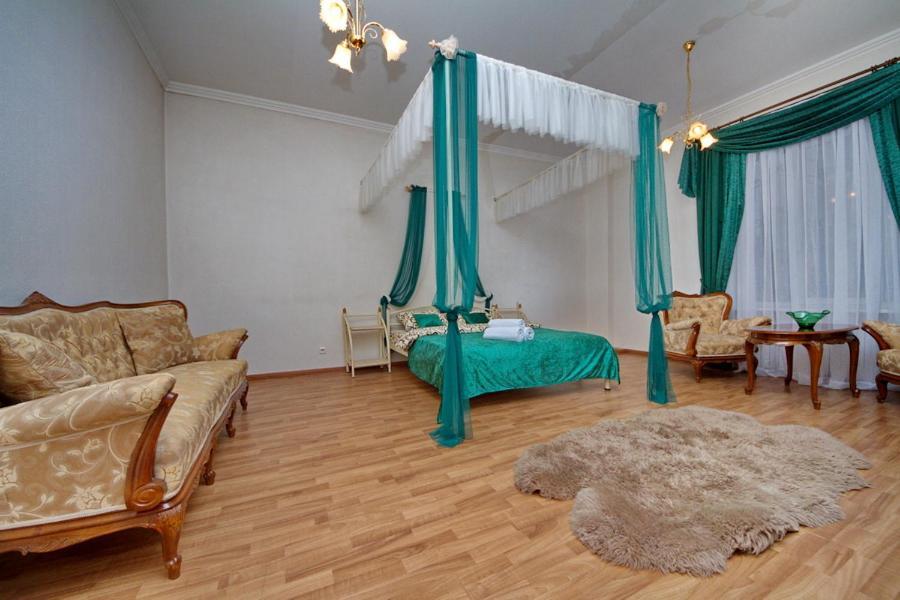 קייב Apartments On Besarabka מראה חיצוני תמונה