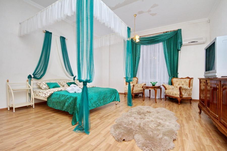 קייב Apartments On Besarabka מראה חיצוני תמונה
