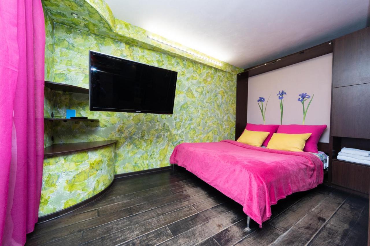 קייב Apartments On Besarabka מראה חיצוני תמונה