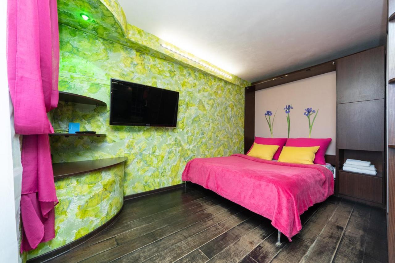 קייב Apartments On Besarabka מראה חיצוני תמונה