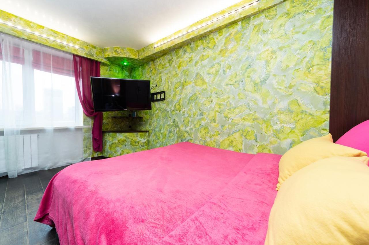 קייב Apartments On Besarabka מראה חיצוני תמונה